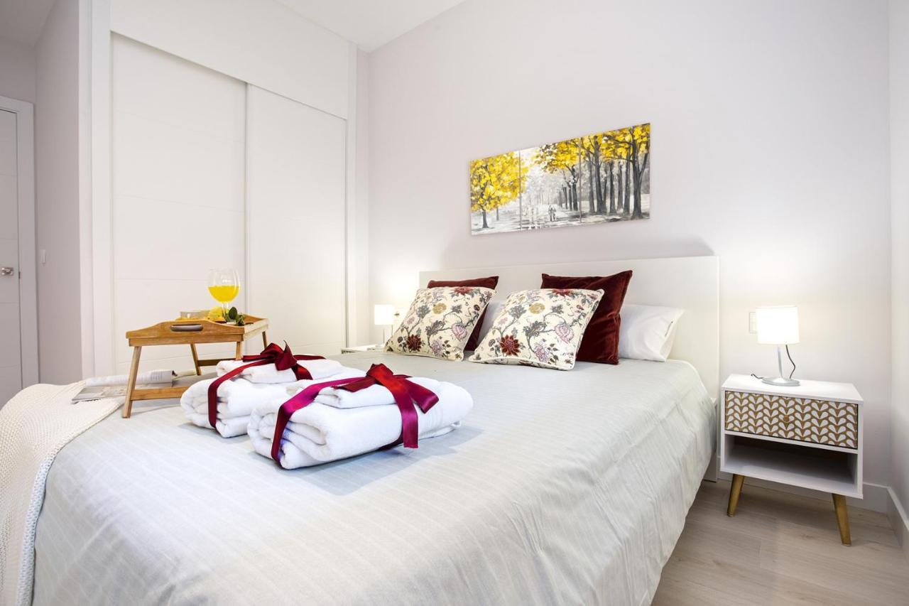 -Malagasunapts-Skygarden Teatinos Pool Playground Esterno foto
