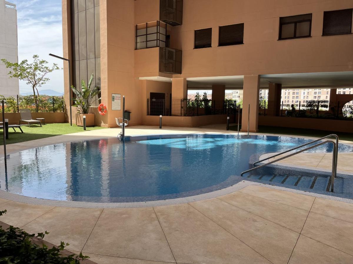 -Malagasunapts-Skygarden Teatinos Pool Playground Esterno foto